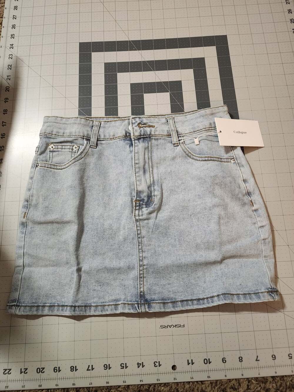 Cothqiue Denim Skirt Size S Light Wash Cotton Blend Mini